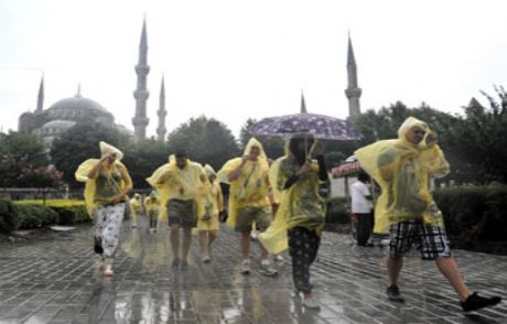 Sağanak Başladı, Öğleden Sonraya Dikkat!