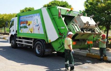 Temizlik İşleri Başiskele'yi Pırıl Pırıl Yapıyor