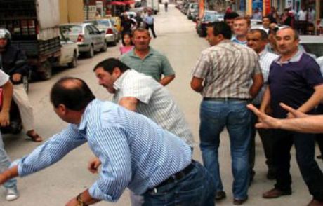 Trafikte Yol Vermeme Kavgası