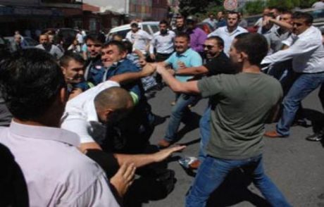 Başkana Yumruk Meydan Savaşı