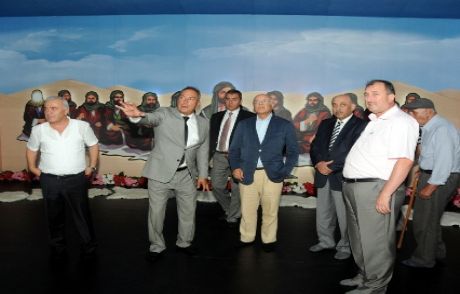 Kültür Evine Hayran Kaldı