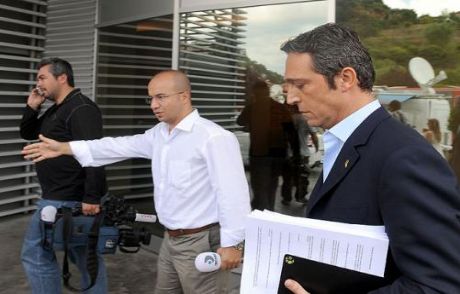 Ali Koç'un Elindeki Dosyanın Sırrı!