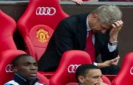 Arsenal Tarihi Bir Yenilgi Aldı