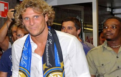 Forlan Yeni Takımında!