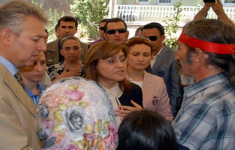 Vali'den Garip Çıkış