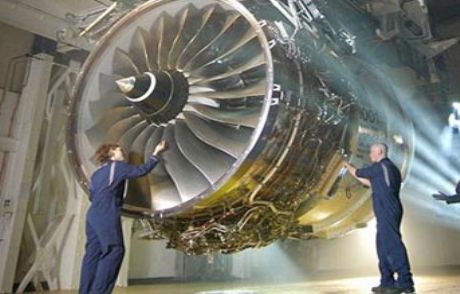 Motor İçine Çekti Ve...