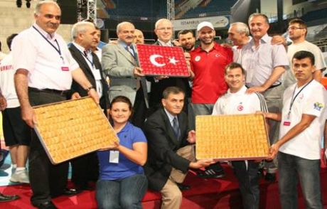 Minderin Aslanları’na Baklava Dopingi