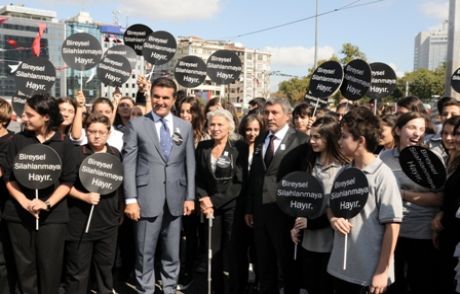 Sessiz Ayakkabılar Taksim’e Yürüdü