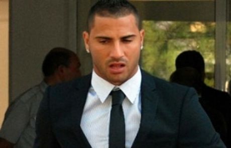 Q7, Crouch İle Alay Etti!