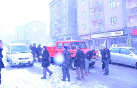 Kar Yağışı İle Beraber Kazalar Arttı!