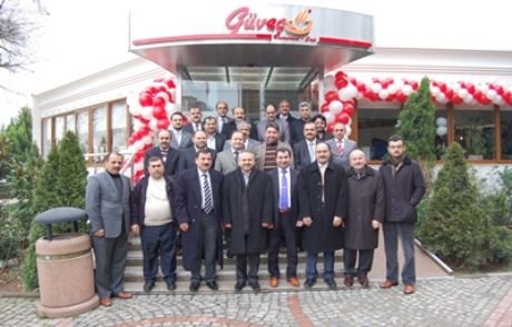 Sanged, Kaymakamla Tanıştı