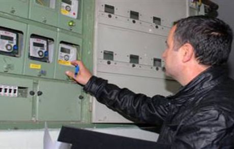 Kaçak Sayaçları Tedaş Çalışanları Sıfırladı