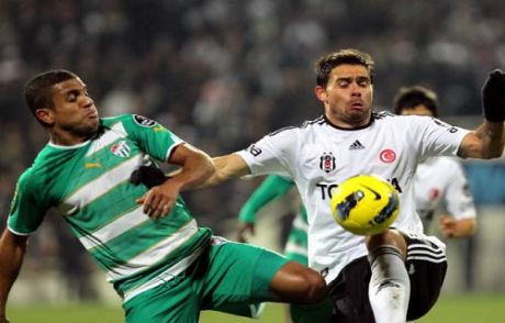 Kartal, Timsah Avladı!