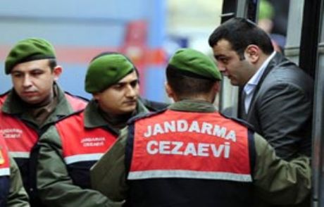 Savcı, Polis Ve Jandarmayı İşaret Etti