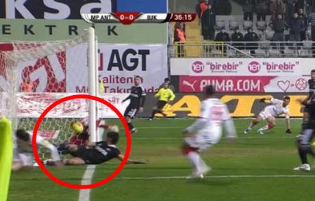 Antalya'da Çok Tartışılacak Pozisyon