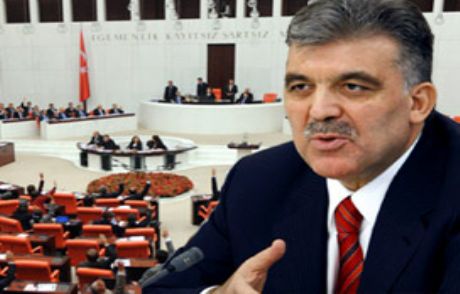 Meclis'ten Gül'ün Görev Süresi İçin Karar