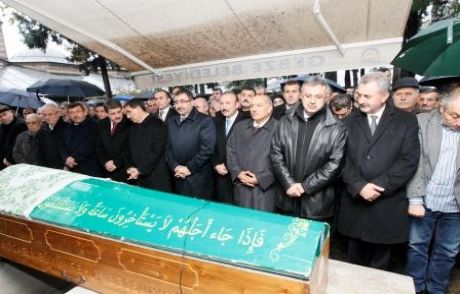 Emine Diler Son Yolculuğuna Uğurlandı
