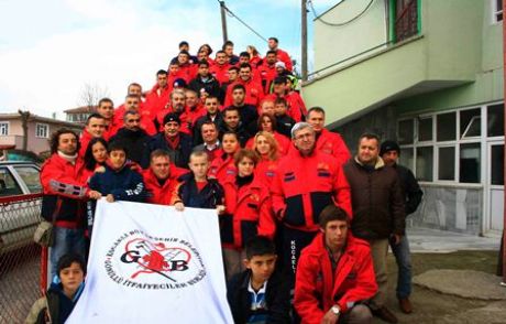 Gönüllü İtfaiyeciler Avluburunda Buluştu