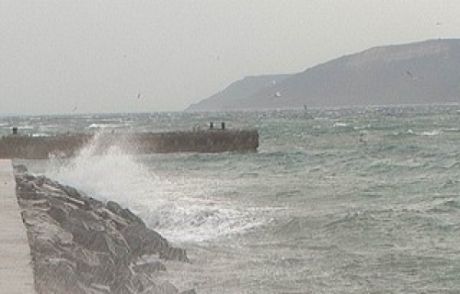Çanakkale'de Feribot Seferleri İptal Edildi