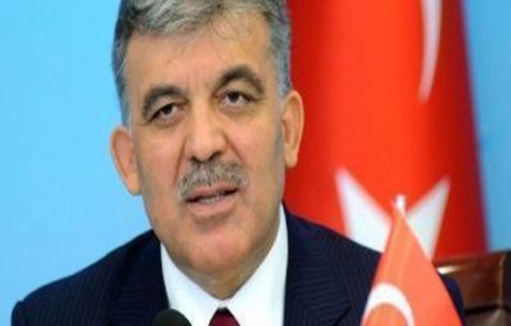 Davet Edilmeyen Gül'den İlk Yorum