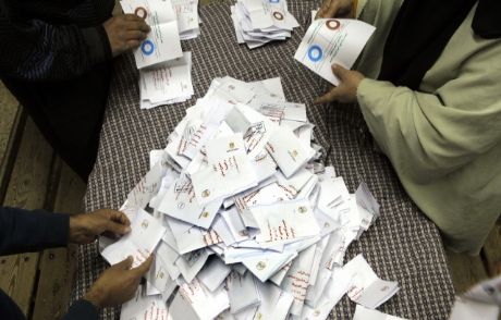 Mısır'da Kritik Referandum