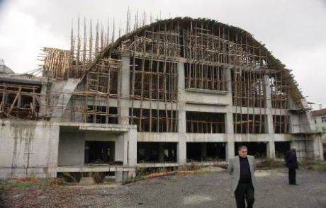 Başkan İnci Cami İnşaatını Gezdi