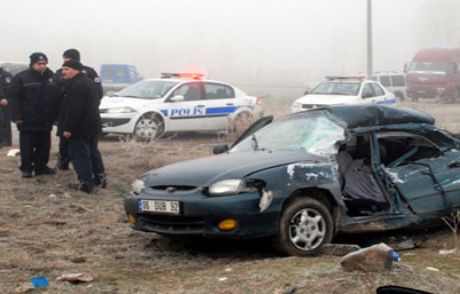 Gölbaşı'nda Trafik Kazası: 2 Ölü, 1 Yaralı