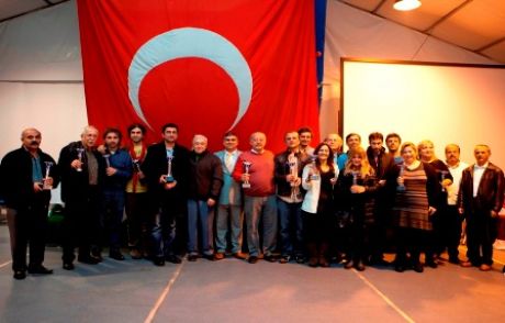 'atatürk'ü Anma Briç Turnuvası' Sona Erdi