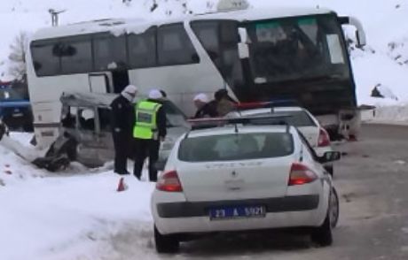 Elazığ'da Katliam Gibi Kaza: 5 Ölü