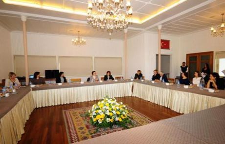 Başkan Eşlerinden 'dayanışma' Çağrısı
