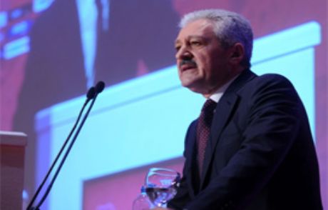 M. Ali Aydınlar İstifa Etmedi