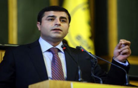 Demirtaş'tan Erdoğan'a Aynı Sertlikte Yanıt