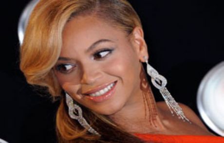 Pop Yıldızı Beyonce'nin Kızı Oldu