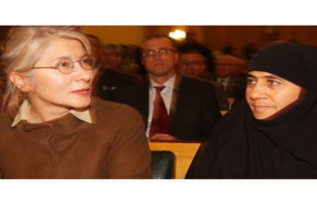 Chp Toplantısına Damga Vuran Kare