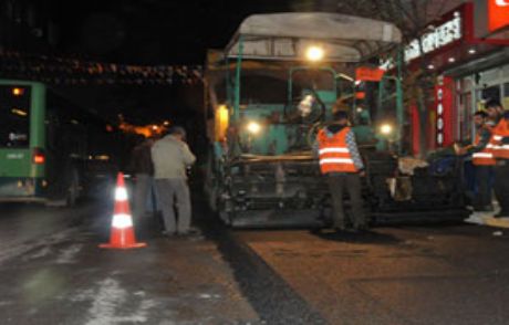 Yol Bakım İşçileri Ölümden Döndü