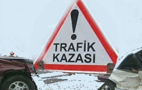 İzmir'de Trafik Kazası: 1 Ölü 2 Yaralı