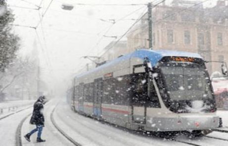 İstanbul'a Kar Geri Döndü!