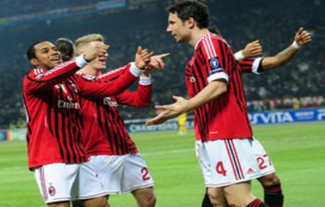 Milan, Arsenal'i Bozguna Uğrattı!