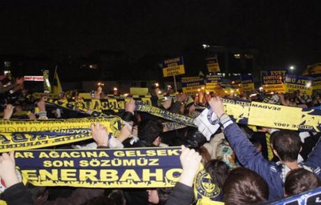 F.bahçe Taraftarı İsyan Etti!