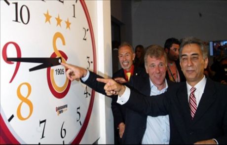 Galatasaray'a Ve Adnan Polat'a Şok