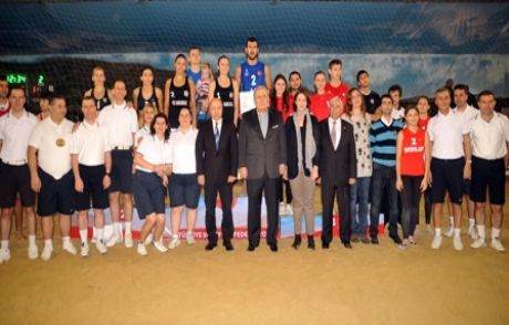 Plaj Voleybolu Iıı. Açık Turnuvası Sona Erdi