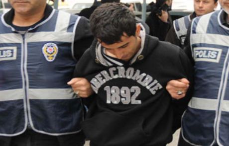 Askere Gidebilmek İçin Hırsızlık Yaptı
