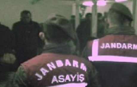 Askerin Silahını Kasaba Sattılar