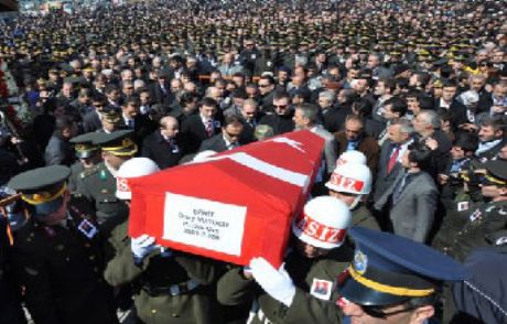 Erzurumlular Şehidini Uğurladı