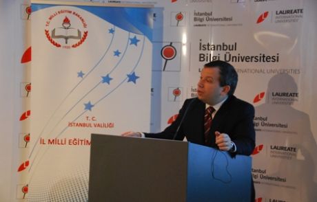 Öğrenciler Dersini E-kitaptan Takip Edecek!