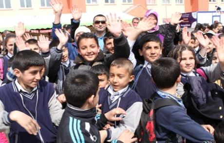 Van'daki Öğrencilere Şefkat Eli!