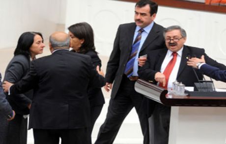 Tbmm Genel Kurulu'nda Tartışma