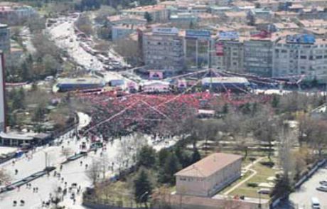 Gökçek'in Fotoğrafının Foyası Ortaya Çıktı