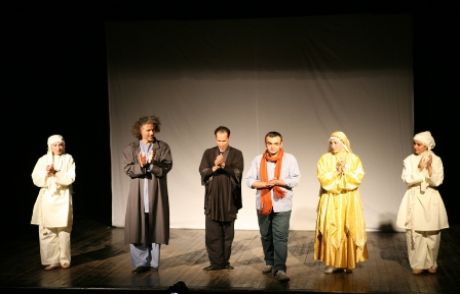 Simurg Efsanesi Kartal'da Sahnelendi