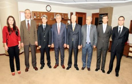 Balkan Türkleri Başkan'a Konuk Oldu